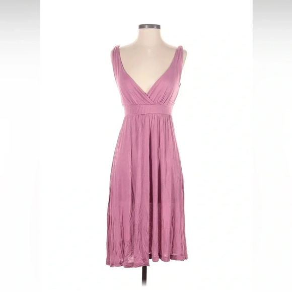 Saint Grace Dresses & Skirts - Saint Grace rose pink jersey knit dress, sz S, v-neck, sleeveless